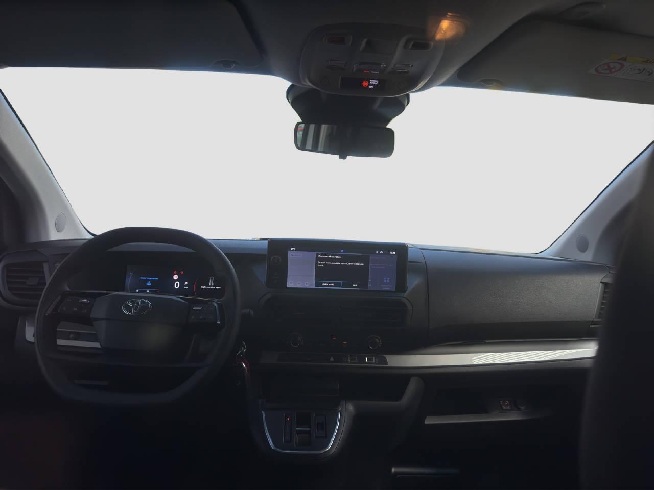 TOYOTA PROACE Van L2 2.0 D Advanced-image-13