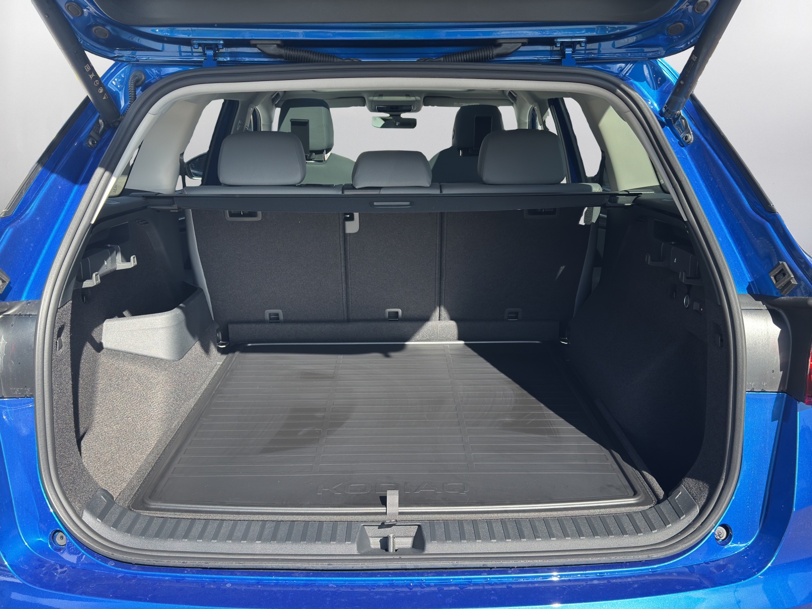 SKODA Kodiaq 2.0 TSI Dynamic 4x4-image-11