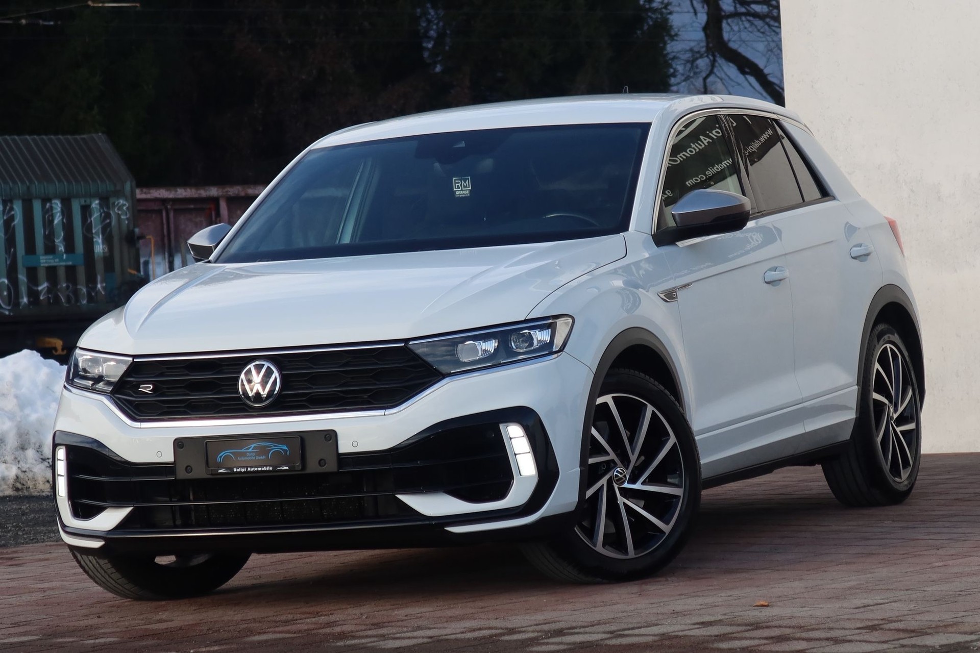 VW T-Roc 2.0 TSI R DSG 4Motion-image-6