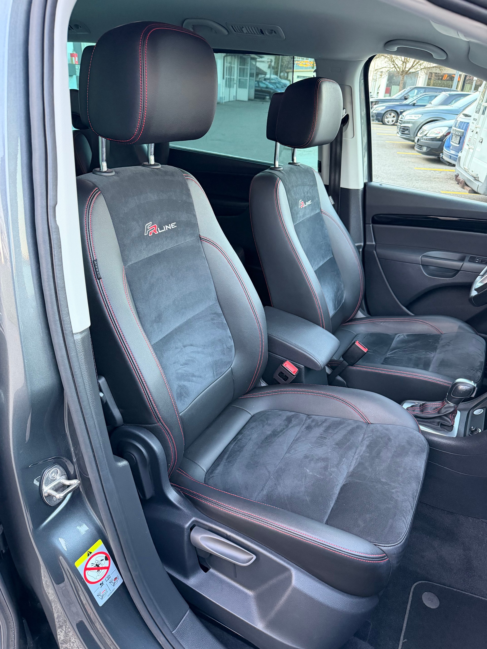SEAT Alhambra 2.0 TDI FR Line DSG-image-16