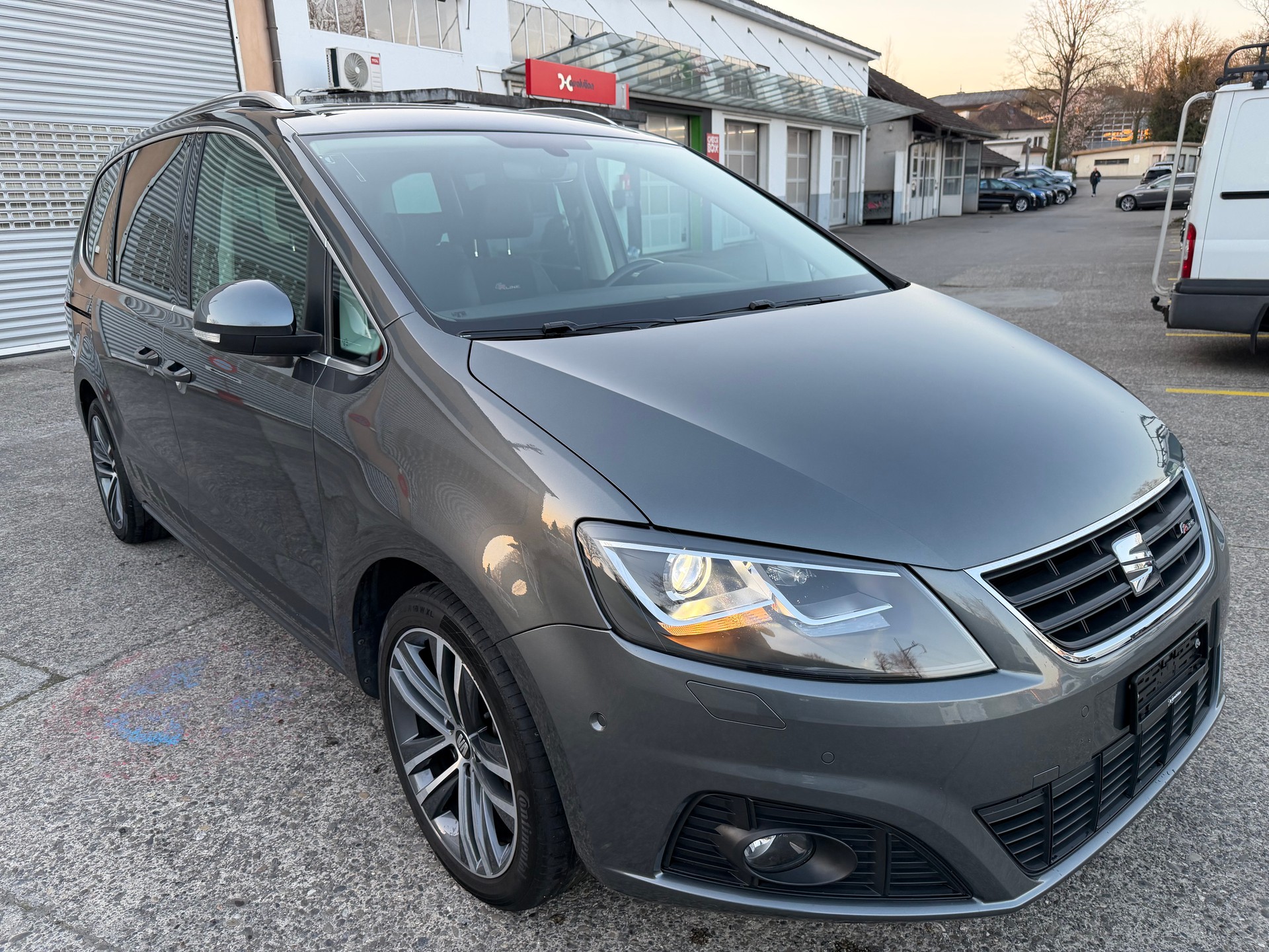 SEAT Alhambra 2.0 TDI FR Line DSG-image-6