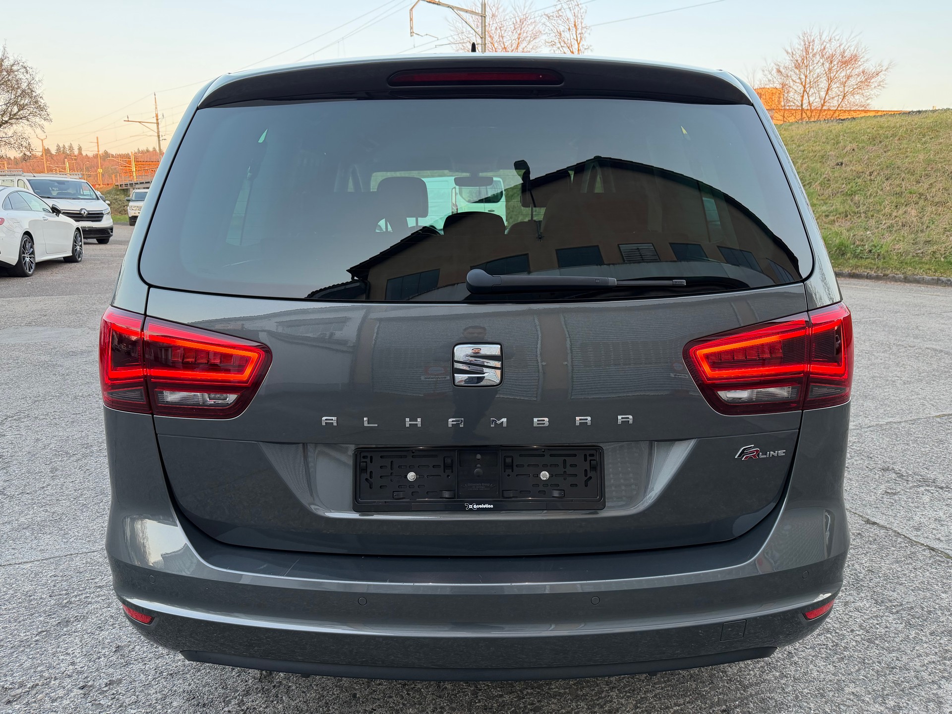 SEAT Alhambra 2.0 TDI FR Line DSG-image-3