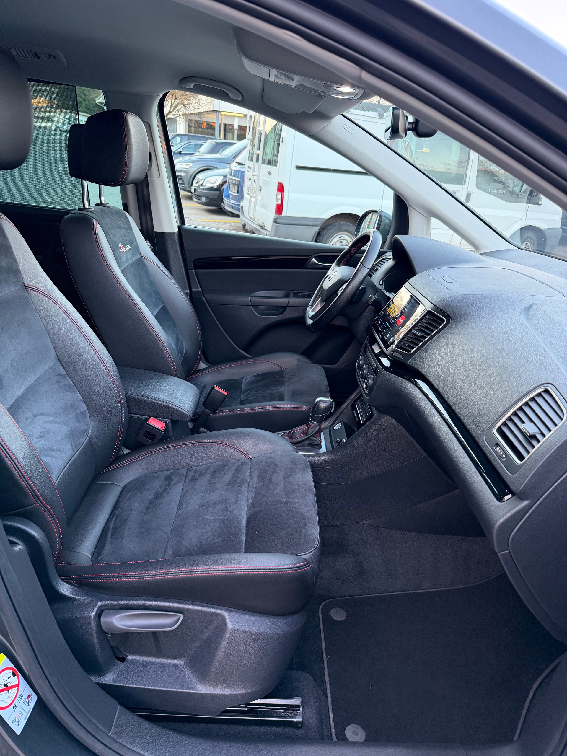 SEAT Alhambra 2.0 TDI FR Line DSG-image-15