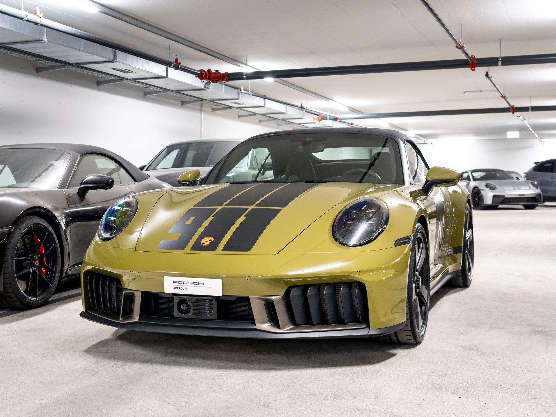 PORSCHE 911 Cabriolet Spirit 70 PDK-image-0