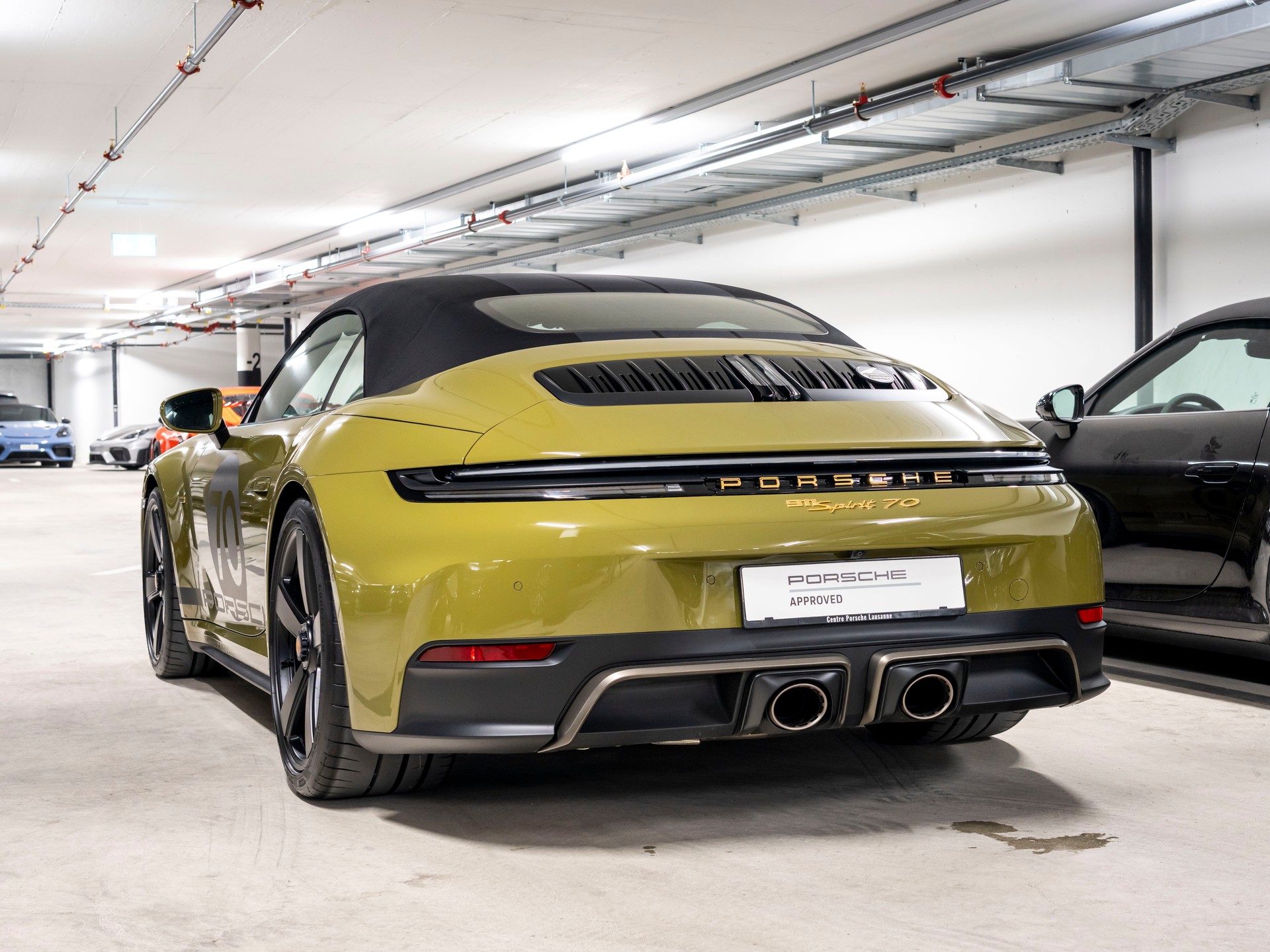 PORSCHE 911 Cabriolet Spirit 70 PDK-image-2