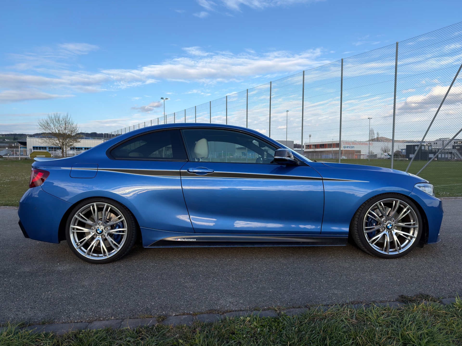 BMW M235i xDrive Steptronic-image-6