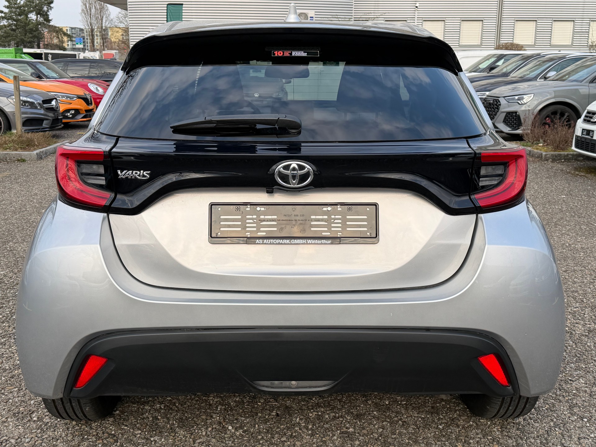 TOYOTA Yaris 1.5 Trend-image-5