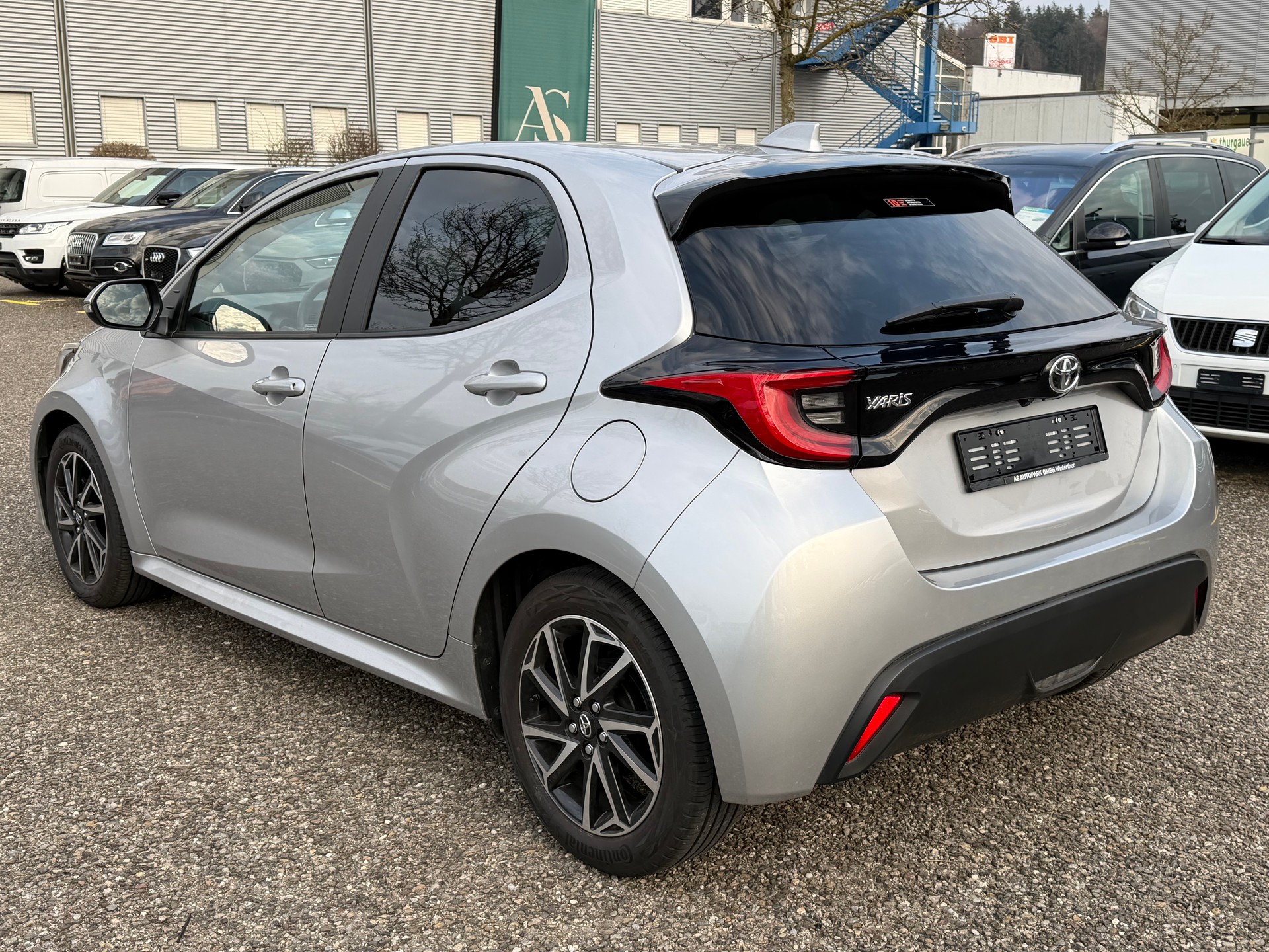 TOYOTA Yaris 1.5 Trend-image-6