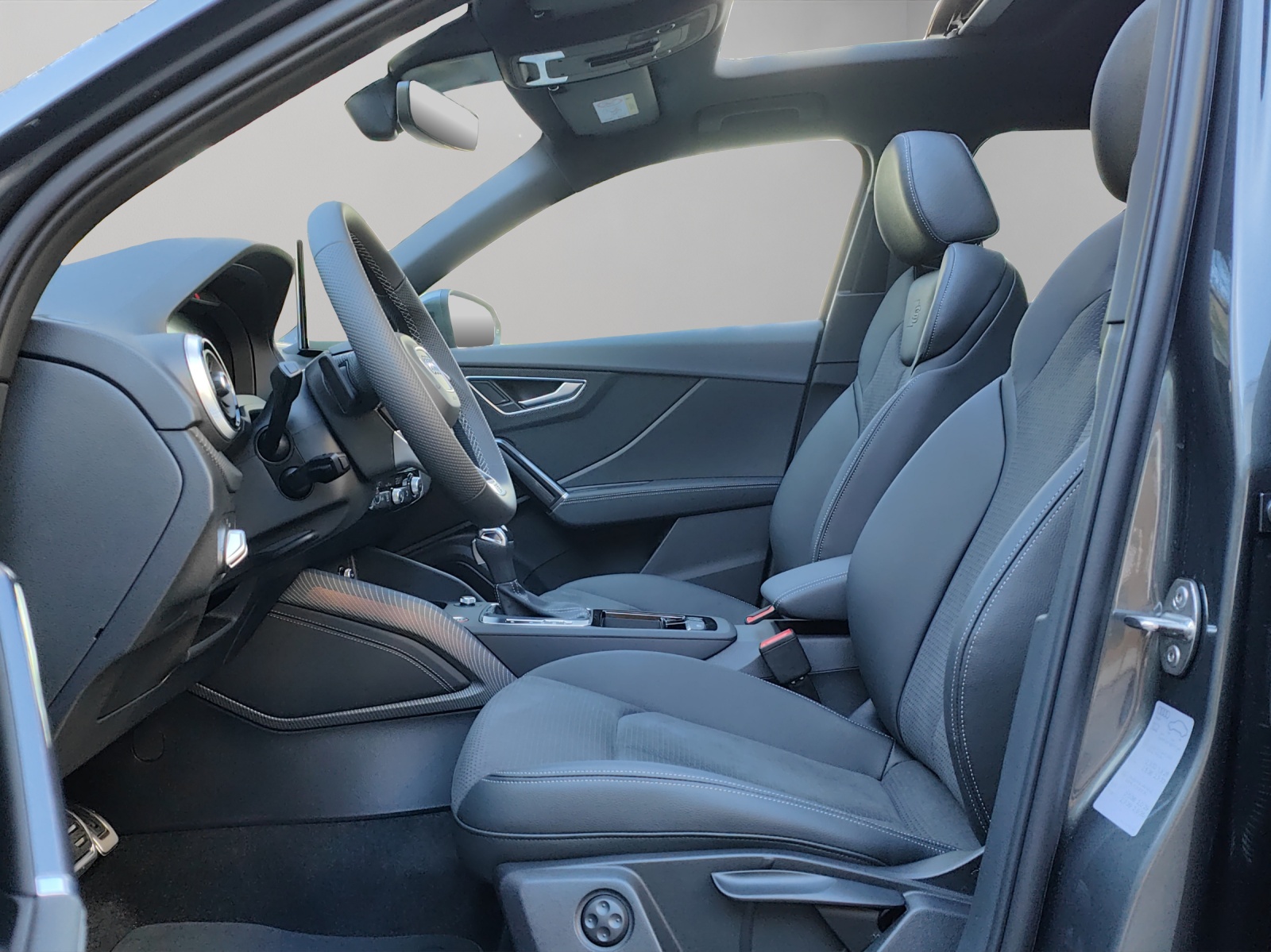 AUDI SQ2 TFSI quattro S-tronic-image-5