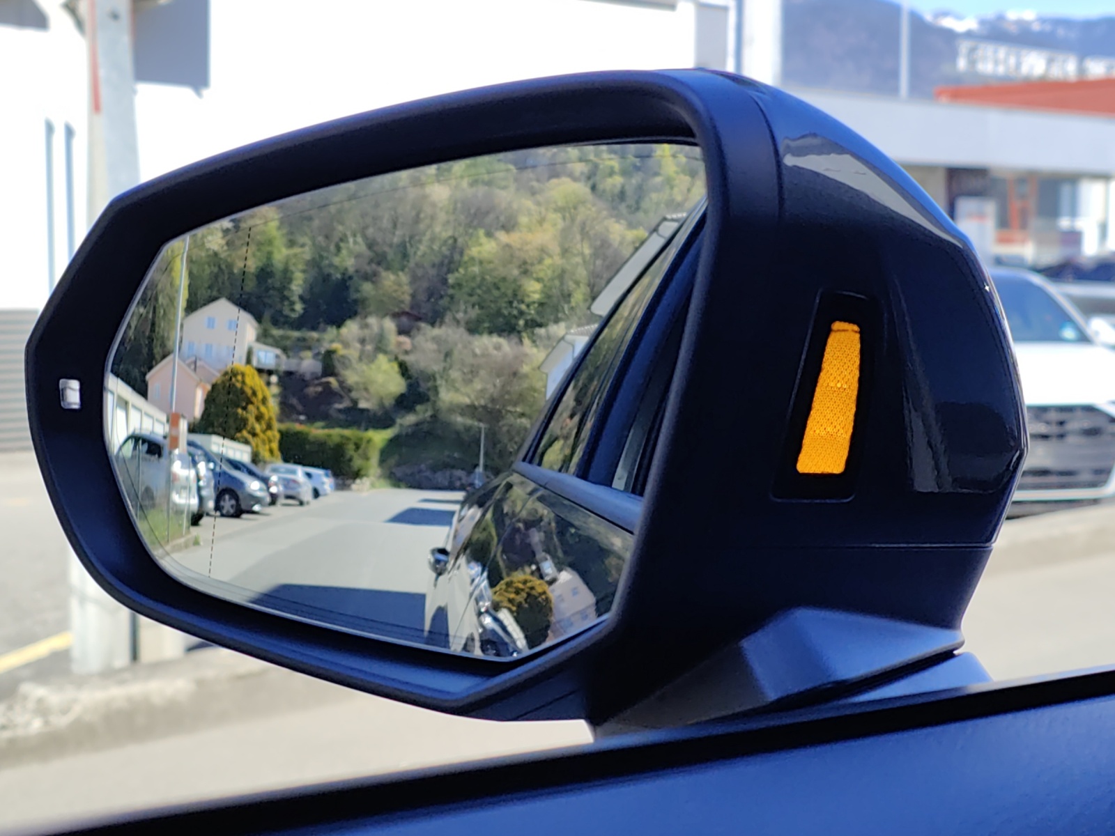 AUDI SQ2 TFSI quattro S-tronic-image-10