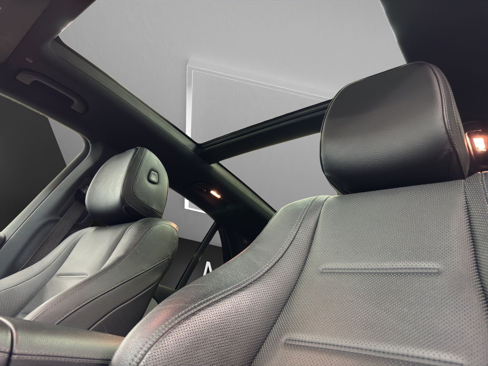 MERCEDES-BENZ GLE 350de AMG Line 4Matic-image-13