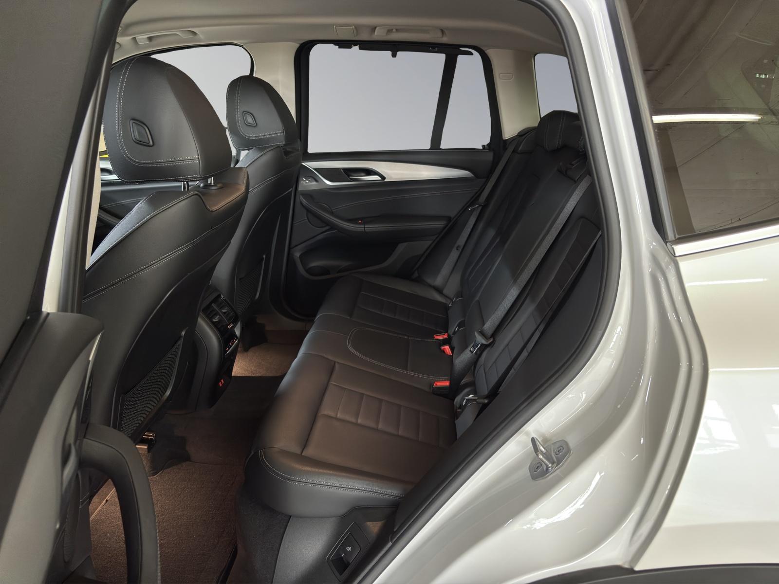 BMW X3 20d xDrive SAG-image-8