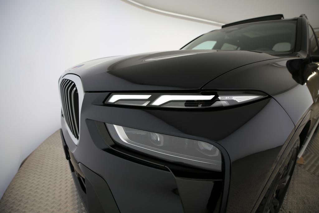 BMW X7 40d xDrive SAG-image-18