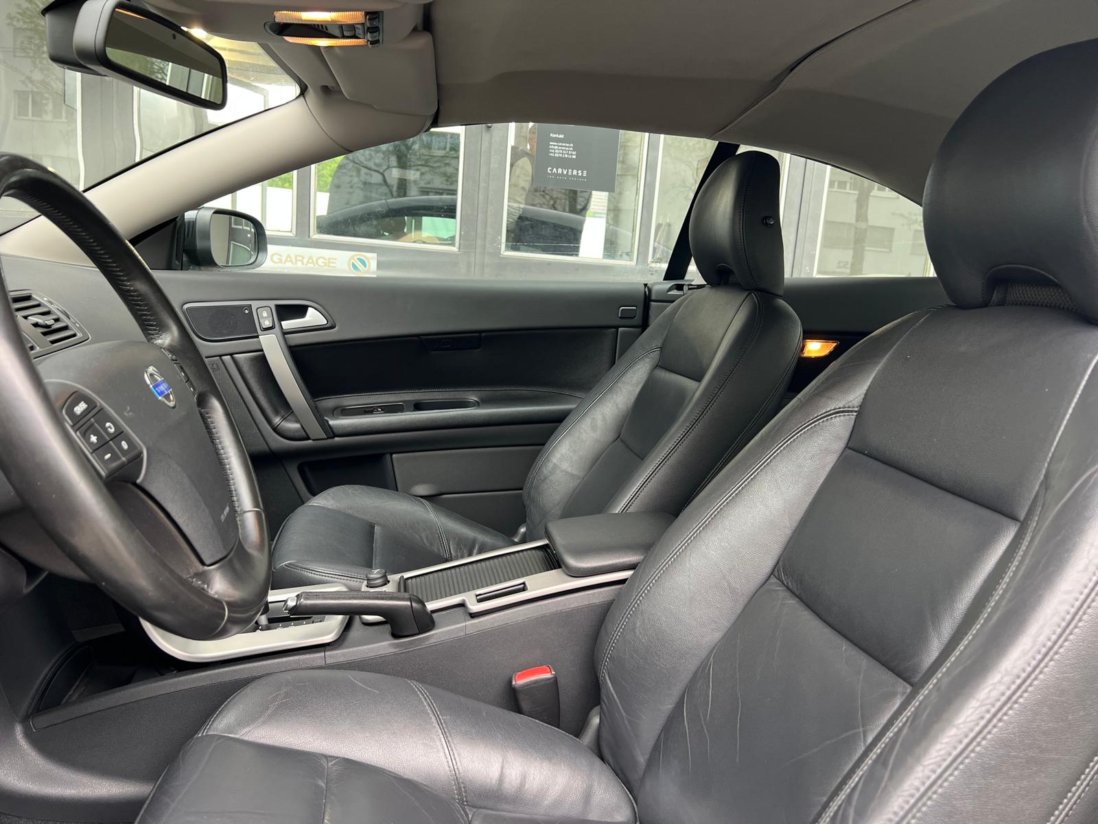 VOLVO C70 Cabriolet 2.5 20V T5 230 Summum-image-10