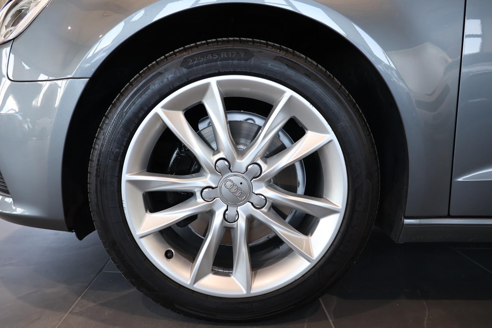 AUDI A3 1.4 TFSI Ambiente-image-5