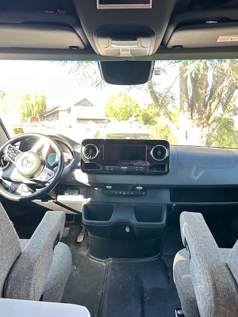 HYMER Grand Canyon S-image-11