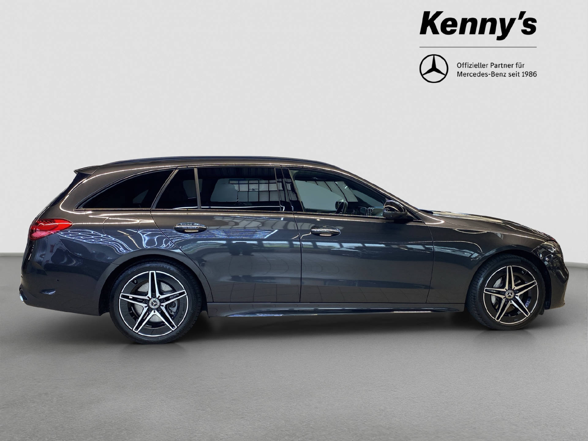 MERCEDES-BENZ C 300 de AMG Line 4MATIC Kombi-image-3