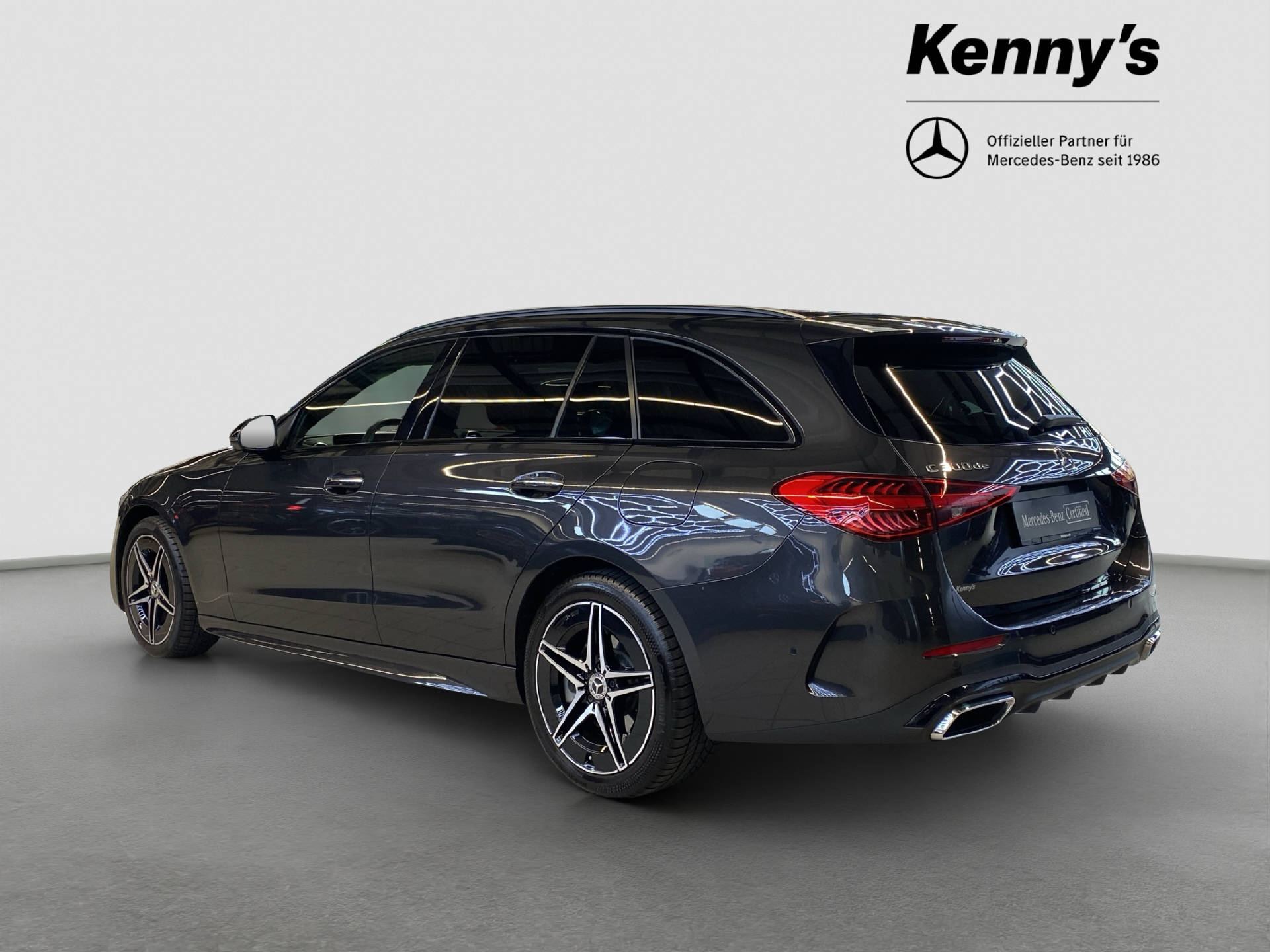MERCEDES-BENZ C 300 de AMG Line 4MATIC Kombi-image-4