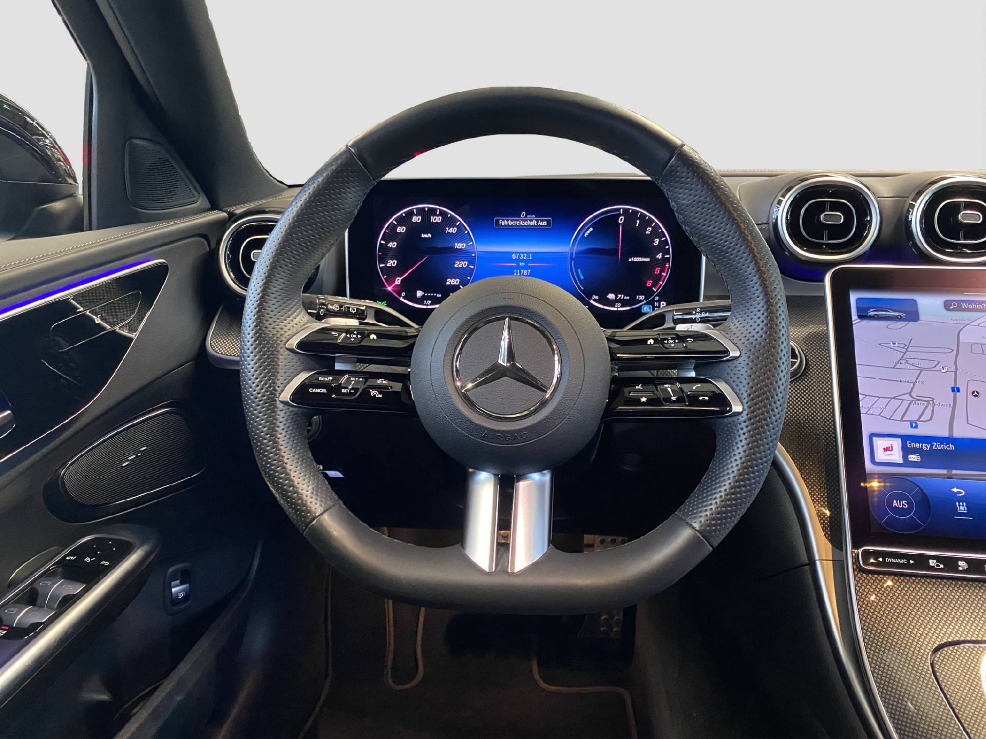 MERCEDES-BENZ C 300 de AMG Line 4MATIC Kombi-image-9