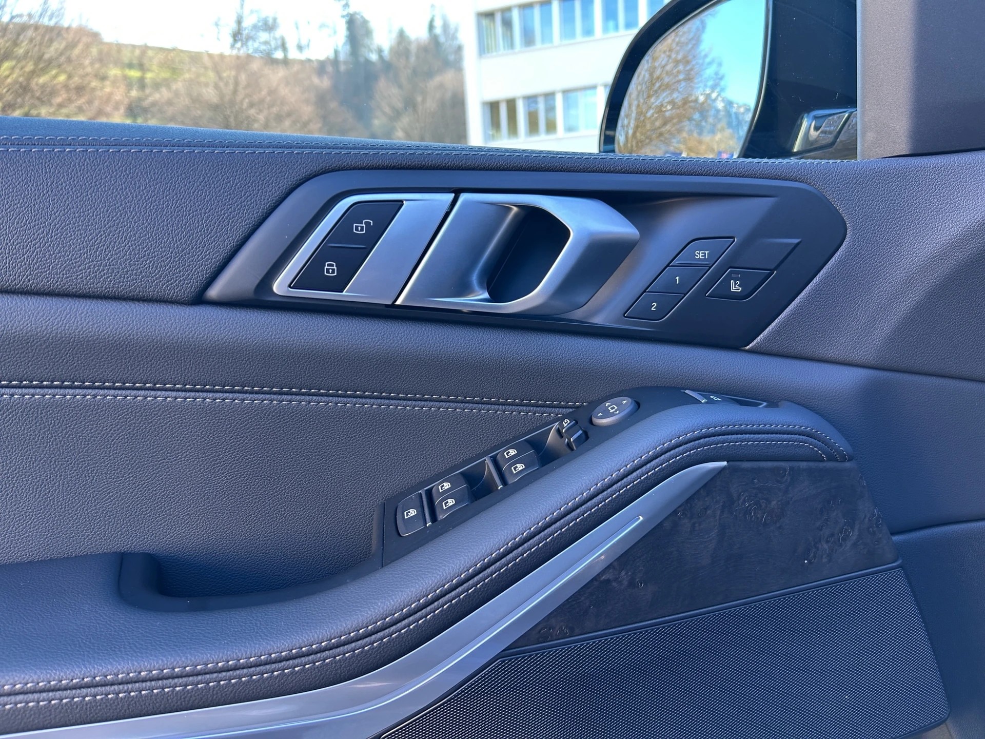 BMW X5 xDrive45e M Sport Steptronic-image-12