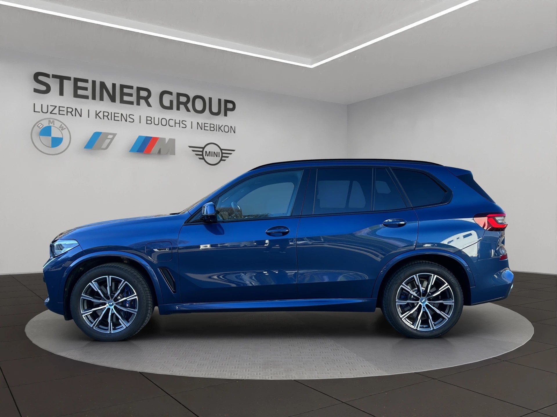 BMW X5 xDrive45e M Sport Steptronic-image-8