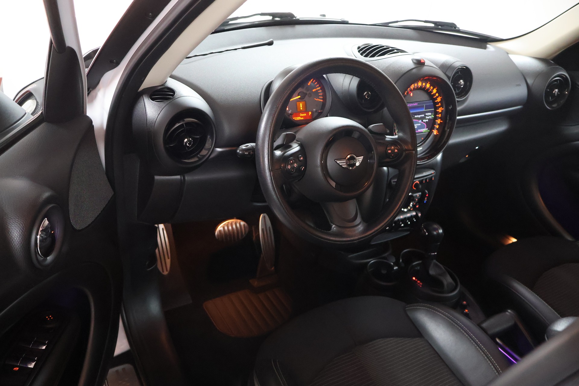 MINI Countryman Cooper SD ALL4 Steptronic-image-7