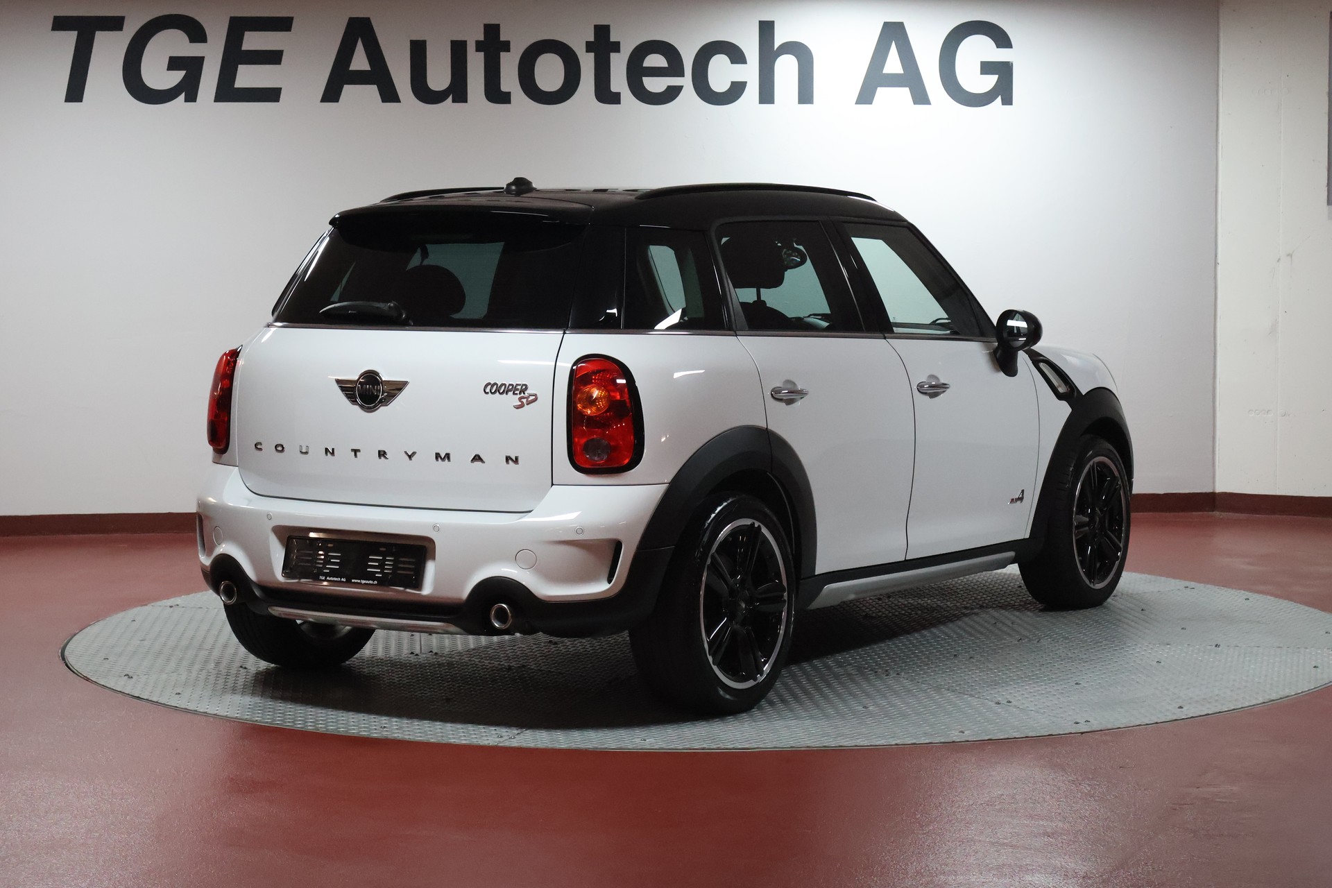 MINI Countryman Cooper SD ALL4 Steptronic-image-17
