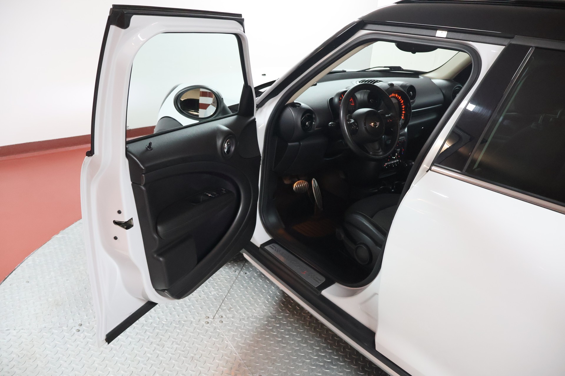MINI Countryman Cooper SD ALL4 Steptronic-image-4