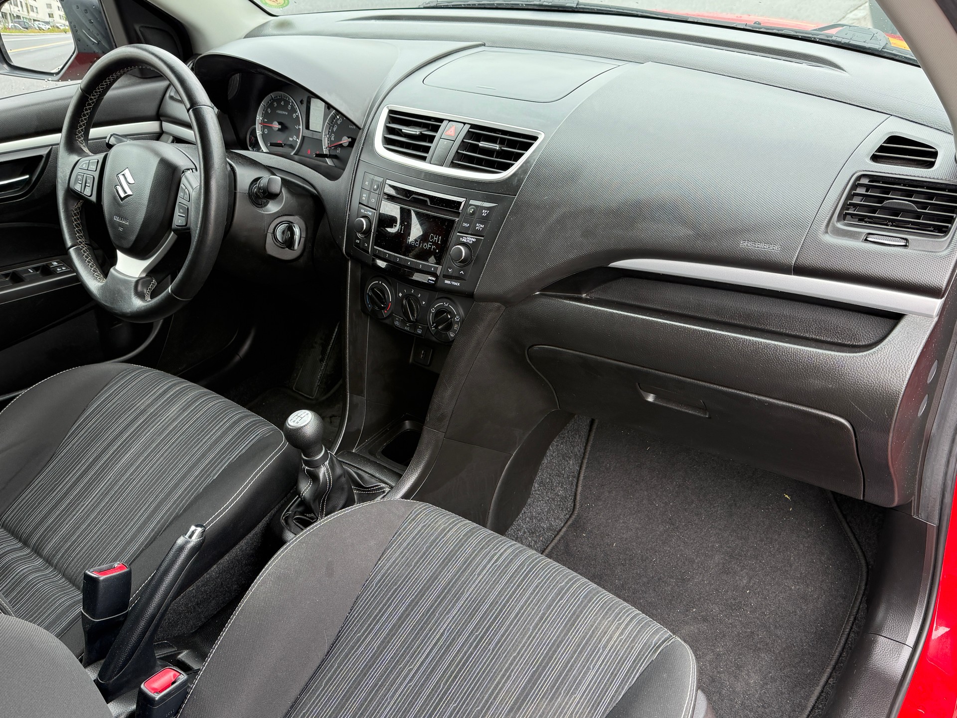 SUZUKI Swift 1.2i 16V Sergio Cellano Special Edition - Nouvelle Expertise - NEU MFK : 12-05-2026-image-15