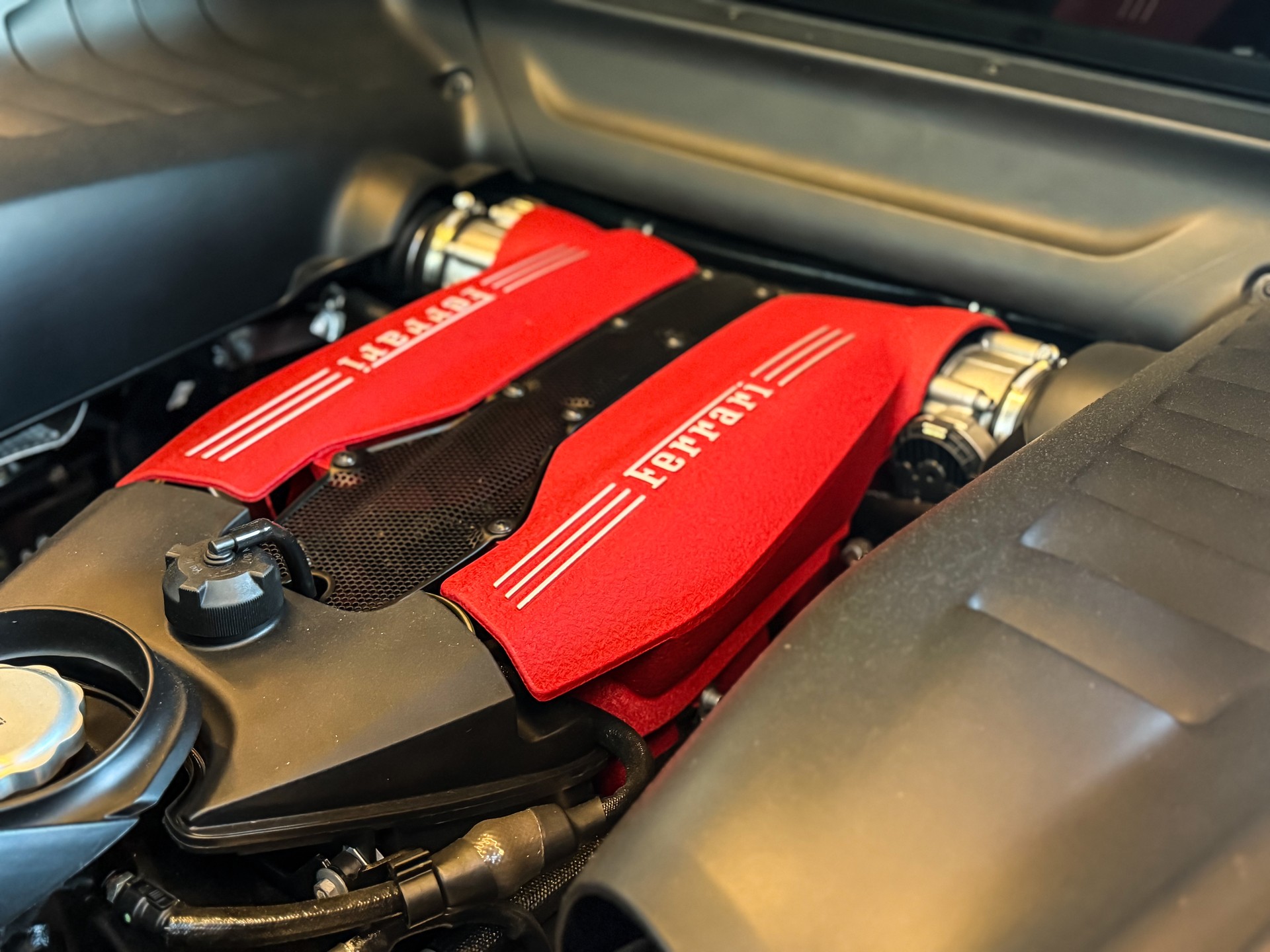 FERRARI 488 GTB 3.9 V8-image-6