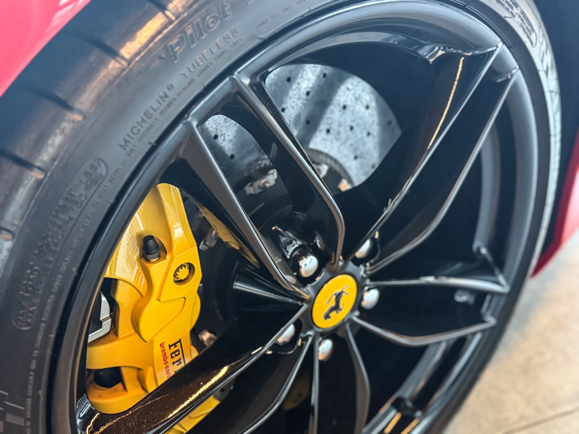 FERRARI 488 GTB 3.9 V8-image-12