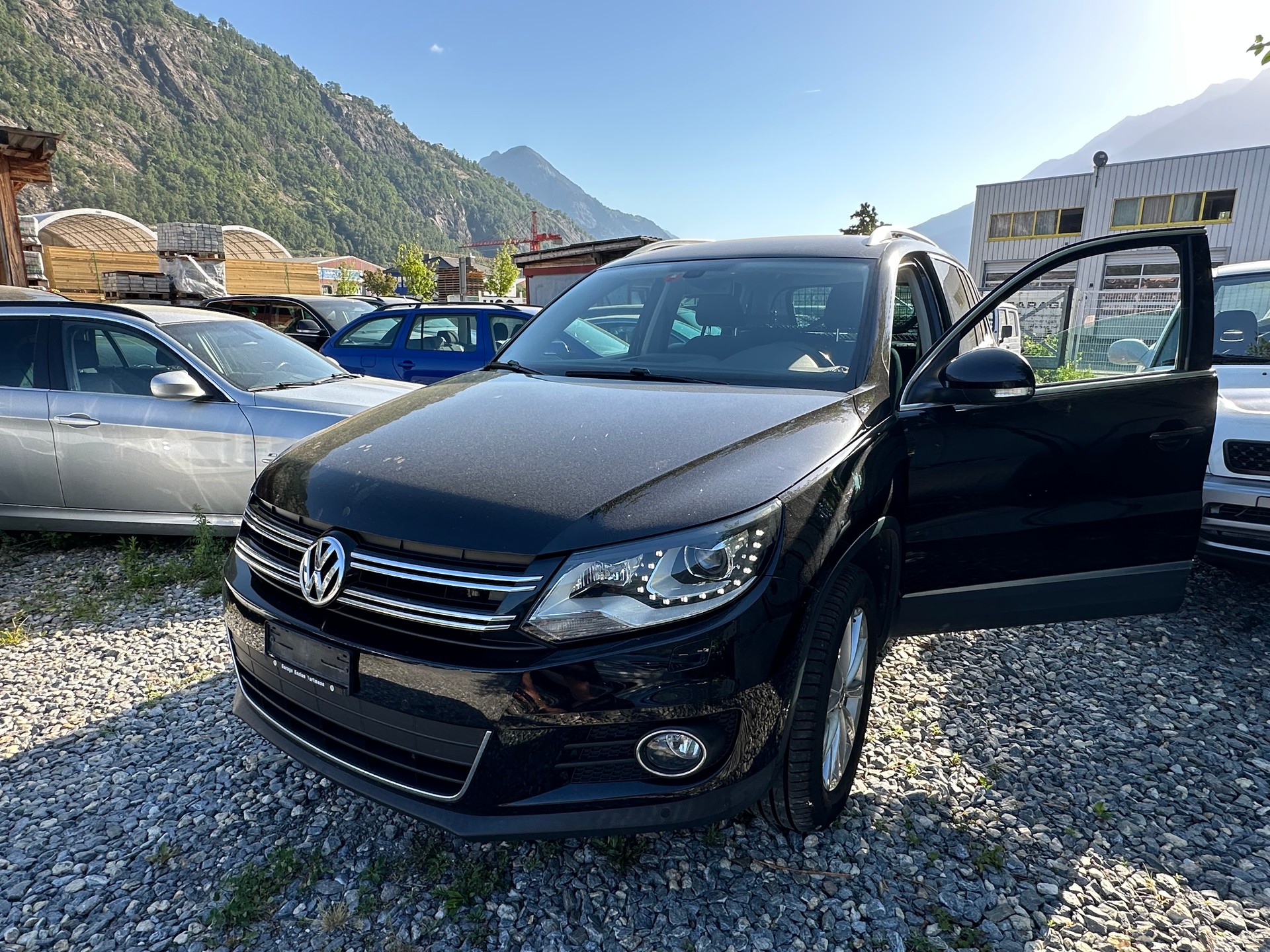 VW Tiguan 2.0 TDI BMT Salomon 4Motion DSG-image-1
