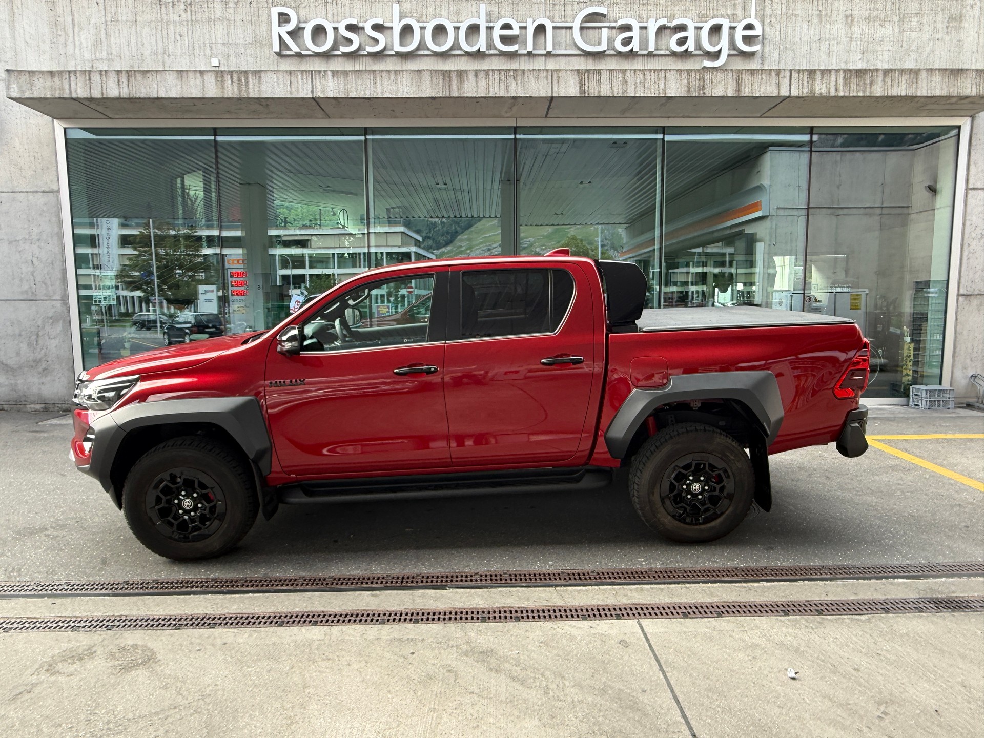 TOYOTA Hilux 2.8d GR Sport II Double Cab 4x4 A