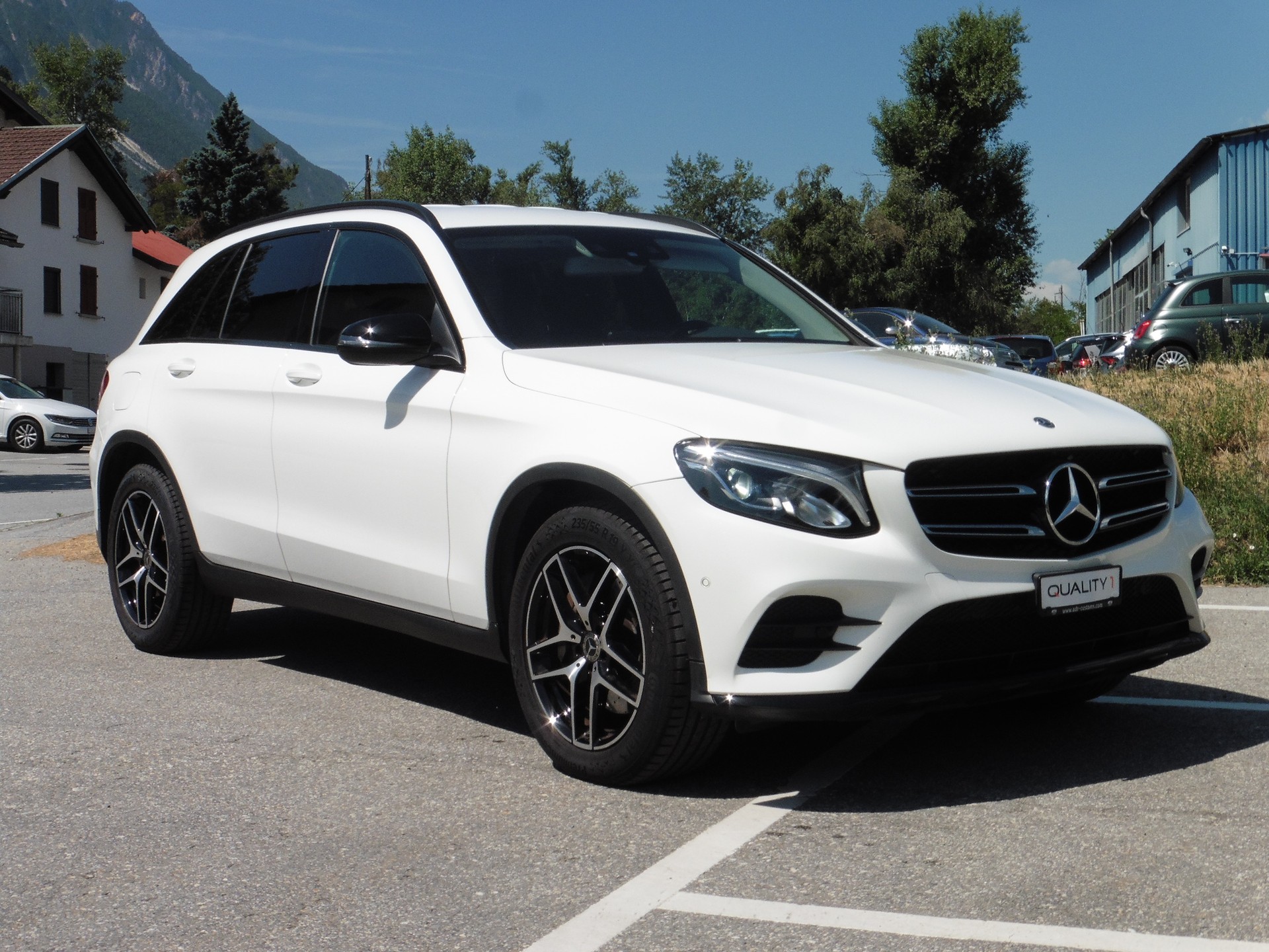 MERCEDES-BENZ GLC 250 d AMG Line 4Matic 9G-Tronic-image-0