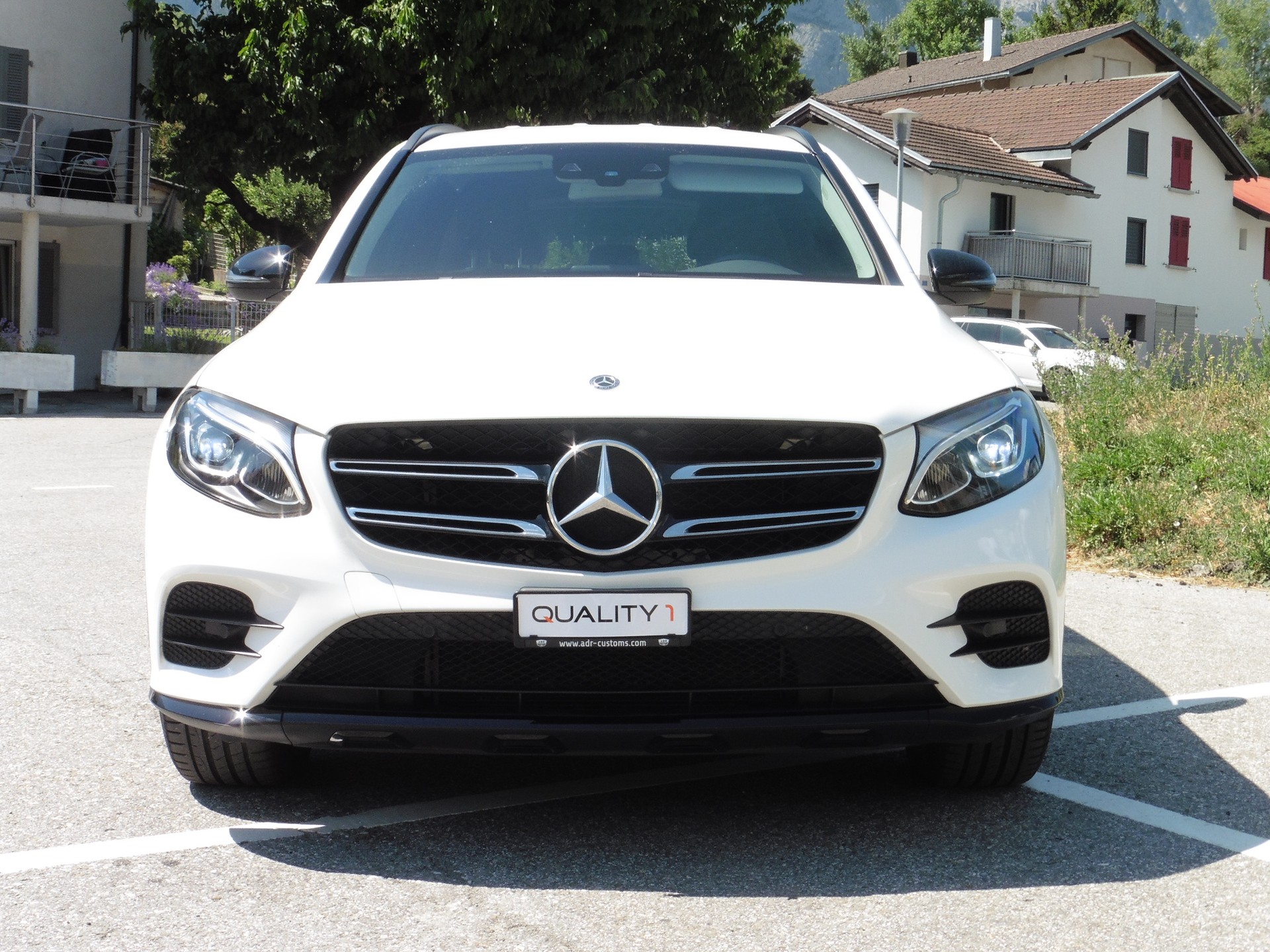 MERCEDES-BENZ GLC 250 d AMG Line 4Matic 9G-Tronic-image-3