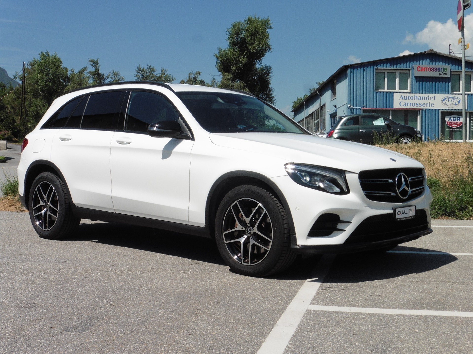 MERCEDES-BENZ GLC 250 d AMG Line 4Matic 9G-Tronic-image-1