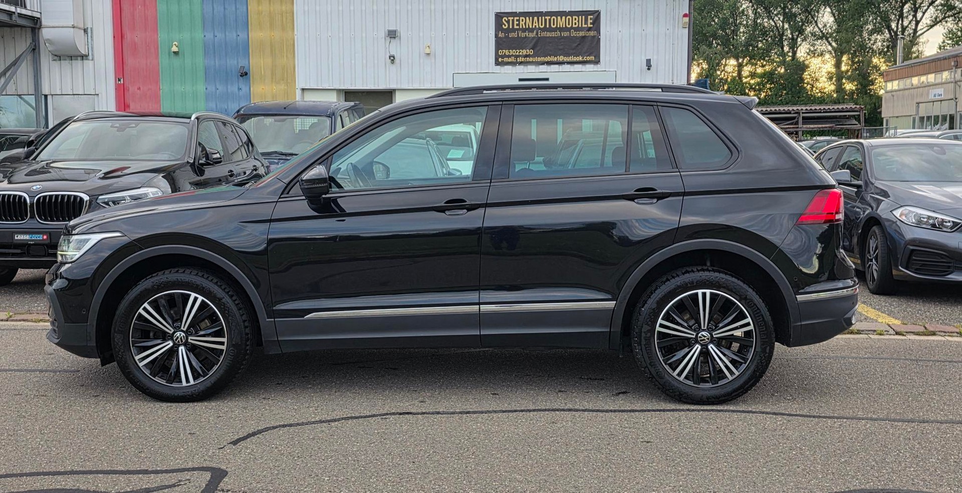 VW Tiguan 2.0 TDI SCR Life 4Motion DSG-image-3