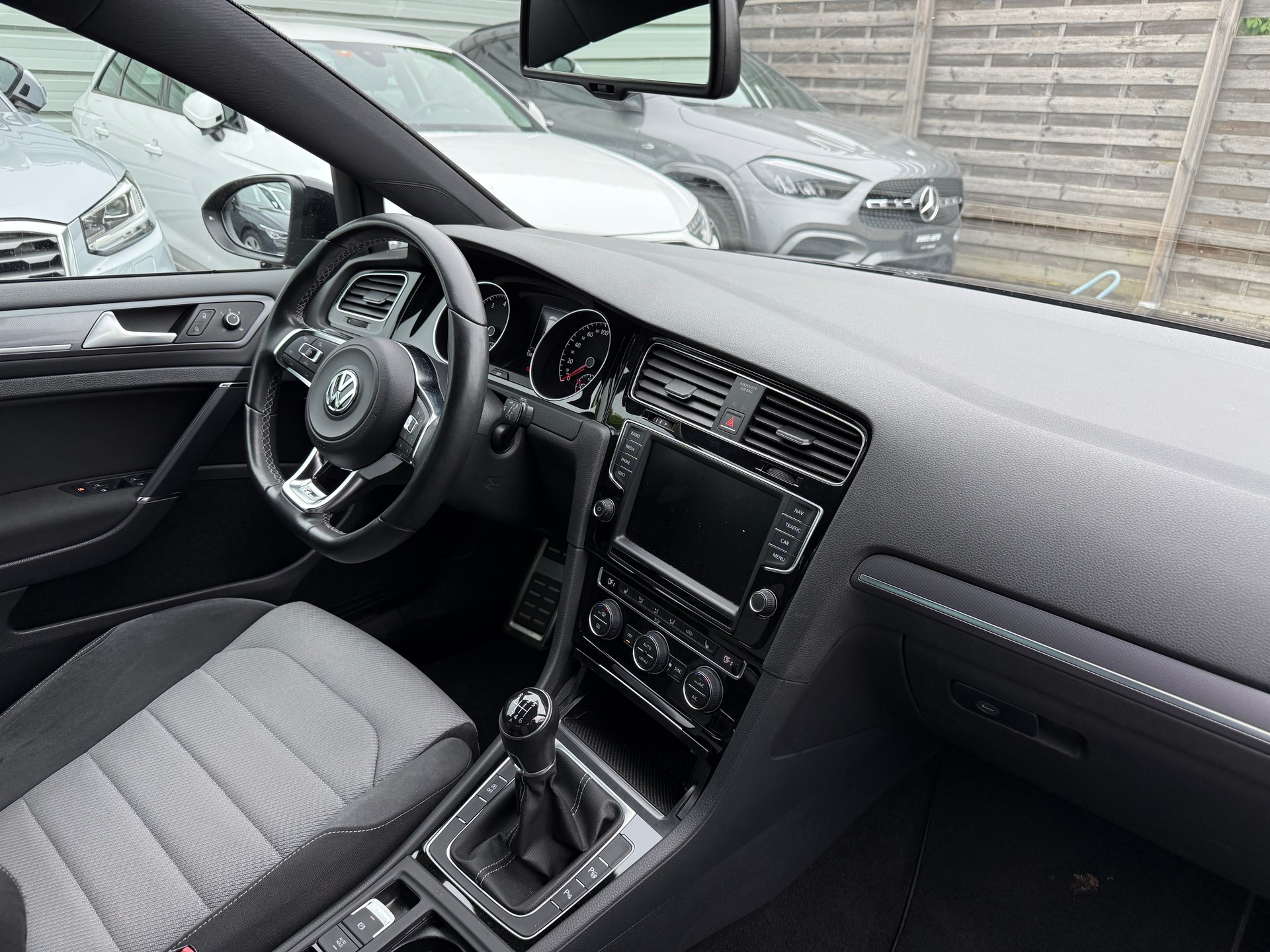 VW Golf 1.4 TSI Cup R-Line-image-7