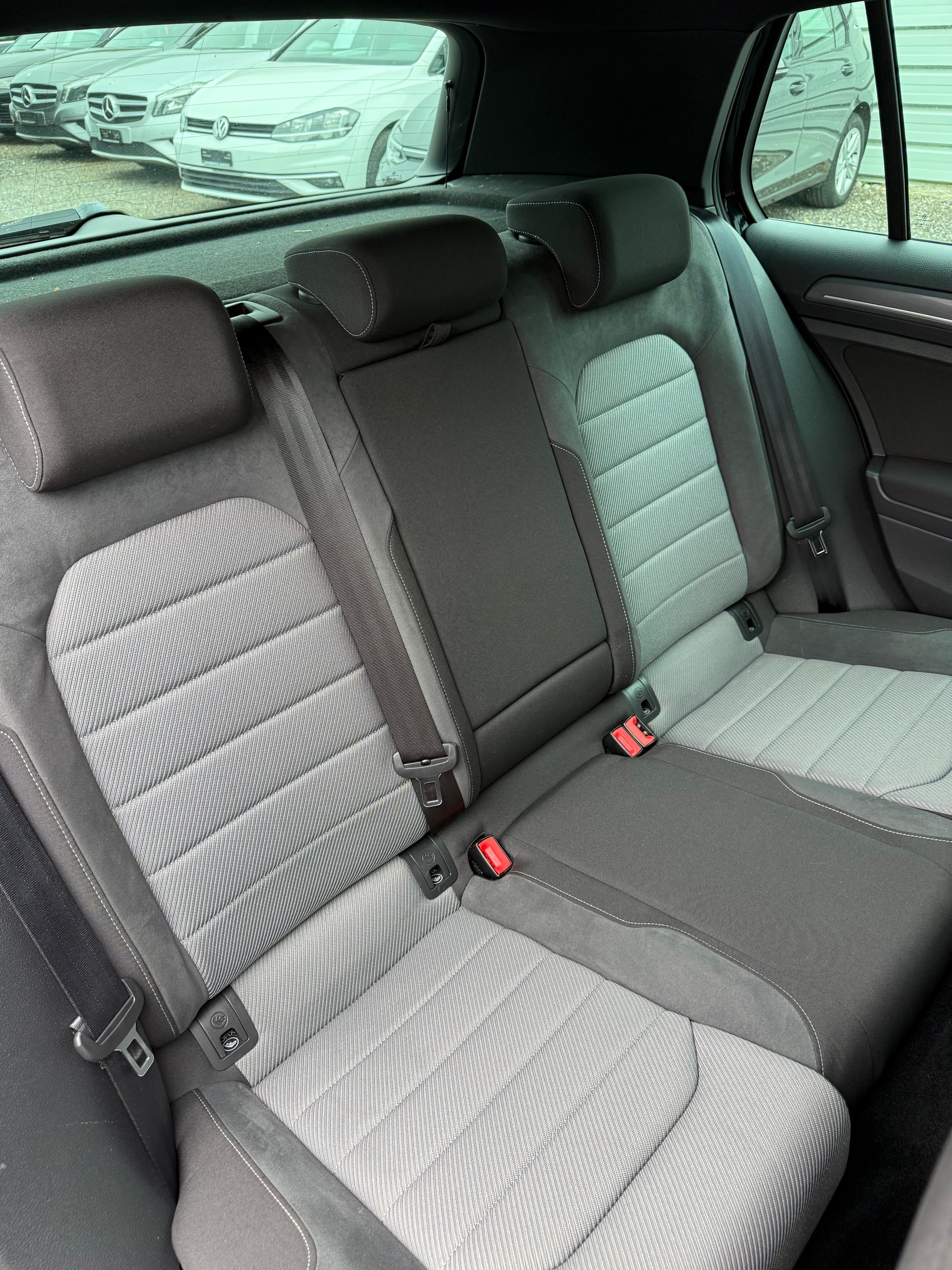 VW Golf 1.4 TSI Cup R-Line-image-10