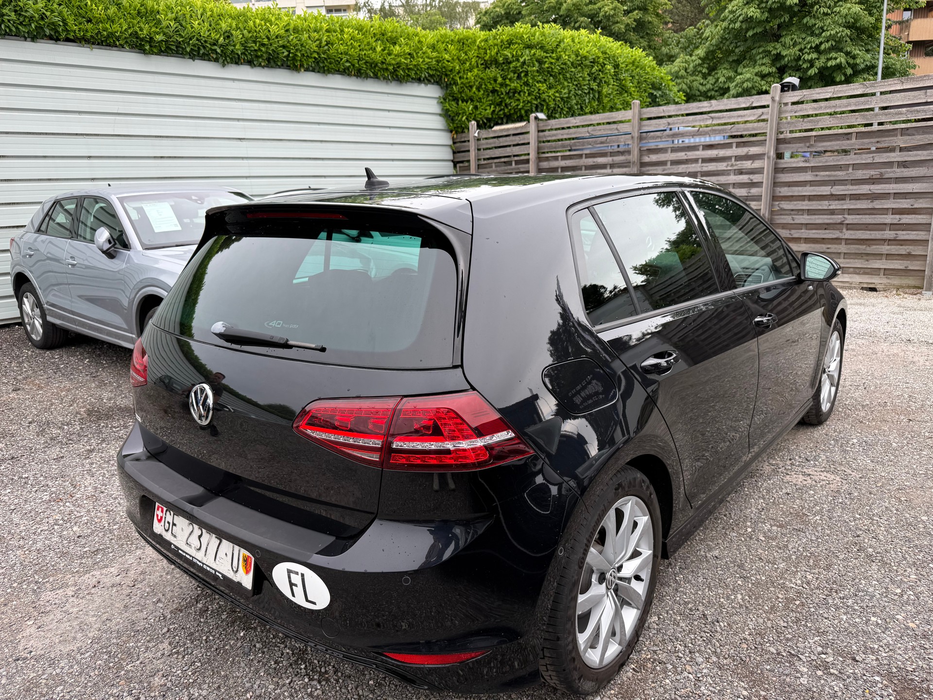 VW Golf 1.4 TSI Cup R-Line-image-2