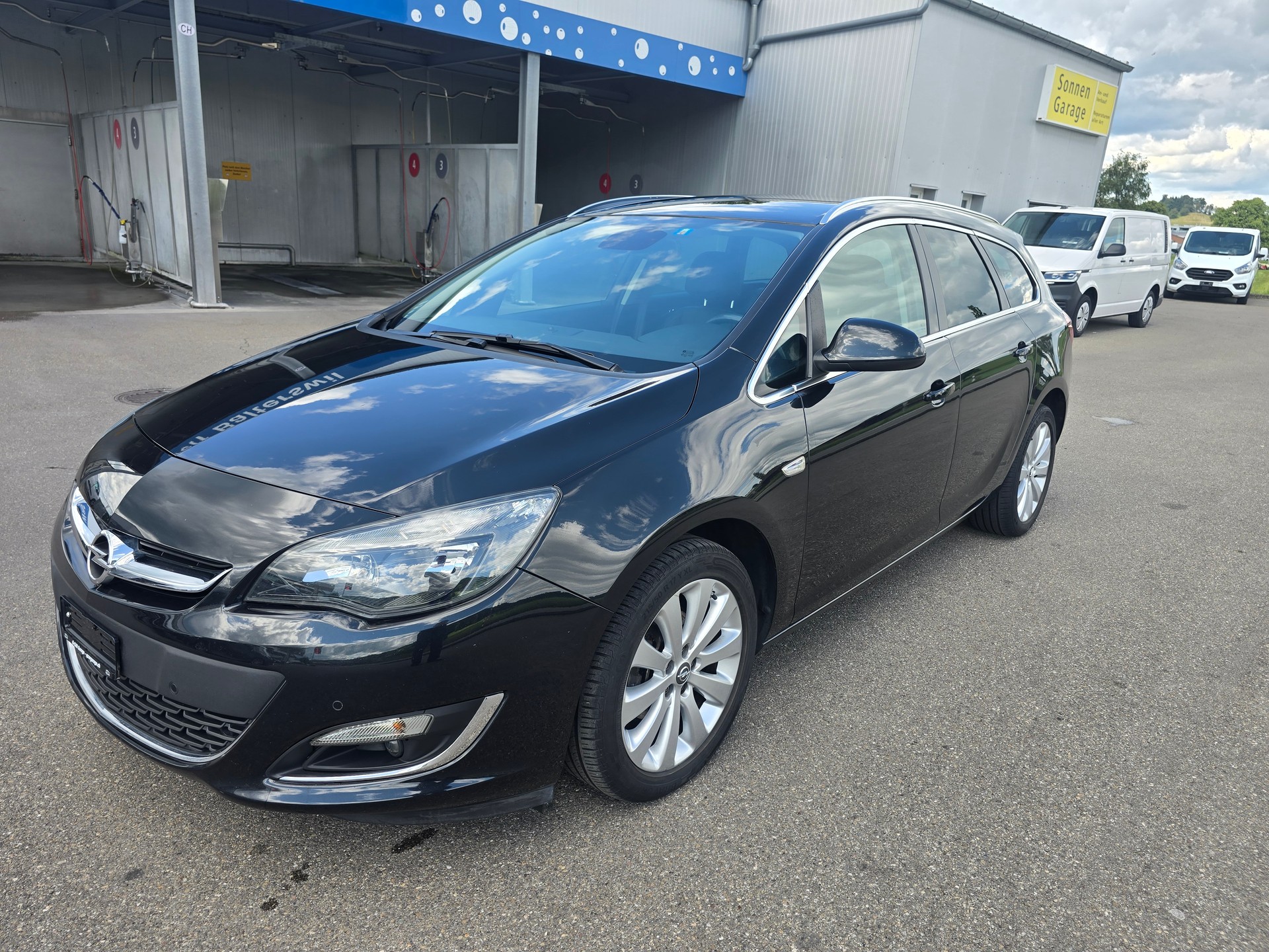 OPEL Astra SportsTourer 1.4i 16V Turbo Sport Automatic*Frsch ab MFK"Frisch ab Service**-image-0