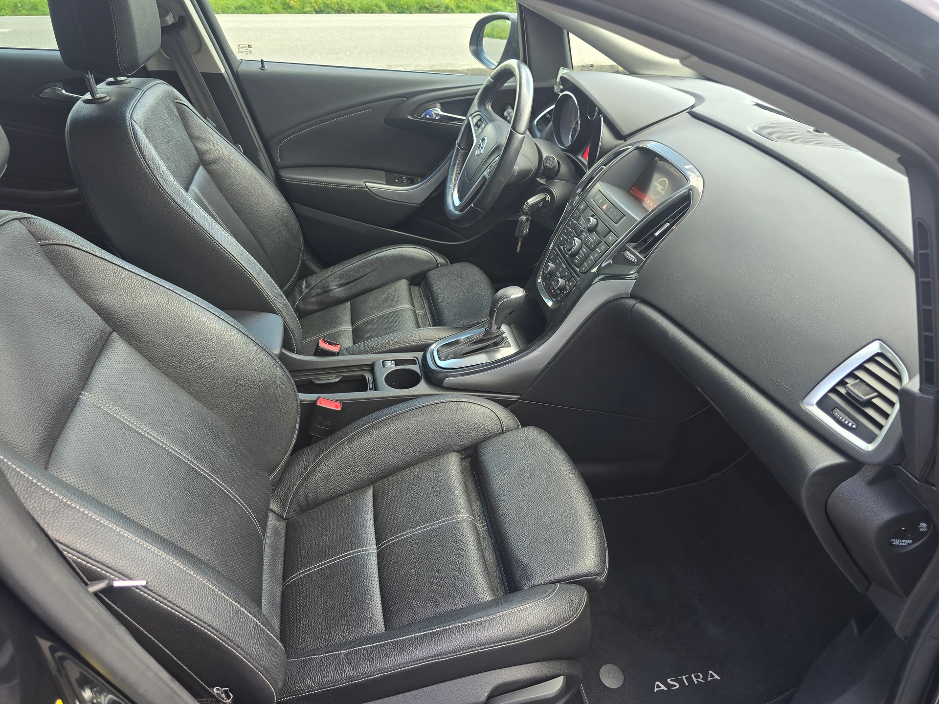 OPEL Astra SportsTourer 1.4i 16V Turbo Sport Automatic*Frsch ab MFK"Frisch ab Service**-image-9