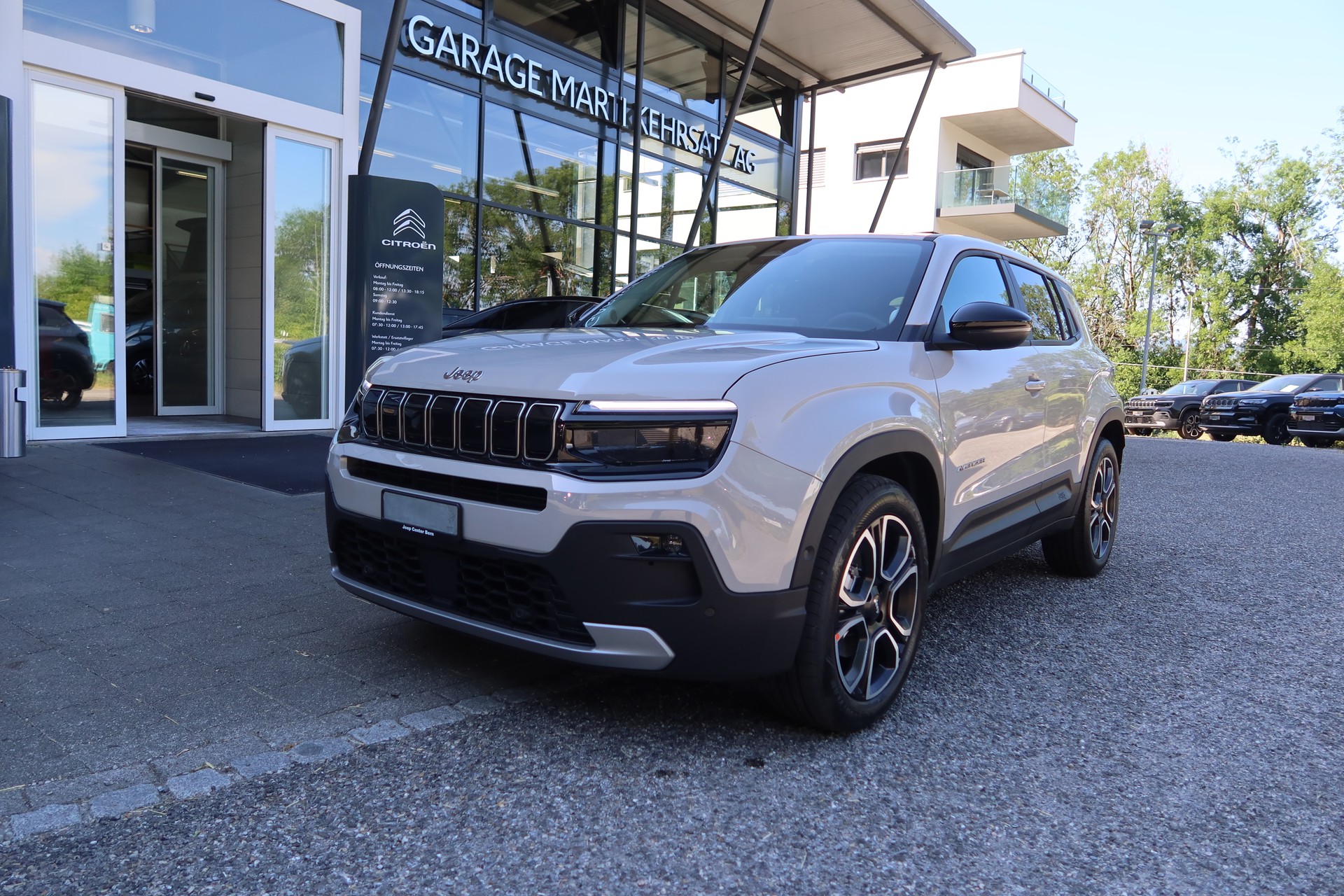 JEEP Avenger 54kWh Summit-image-0