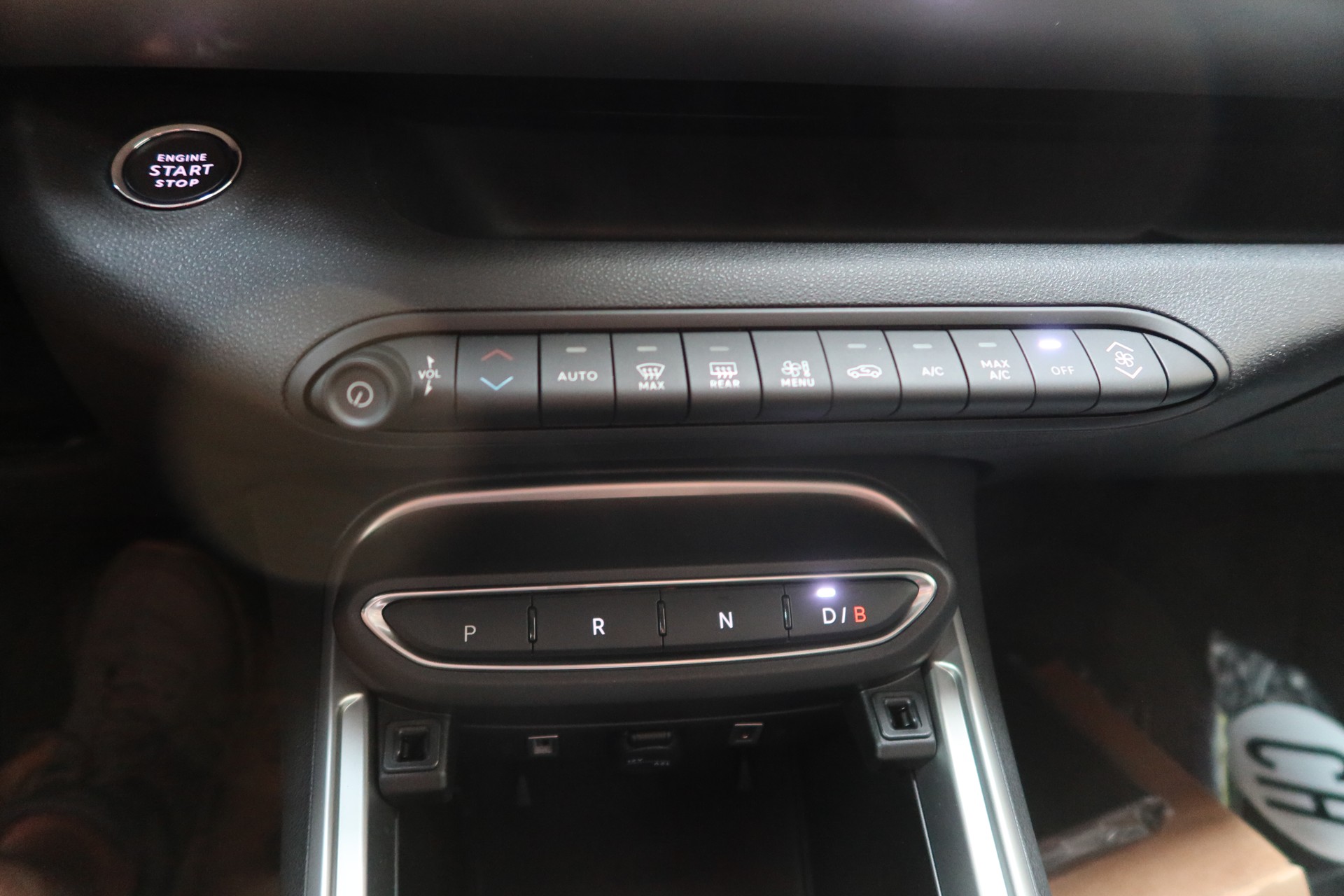 JEEP Avenger 54kWh Summit-image-13