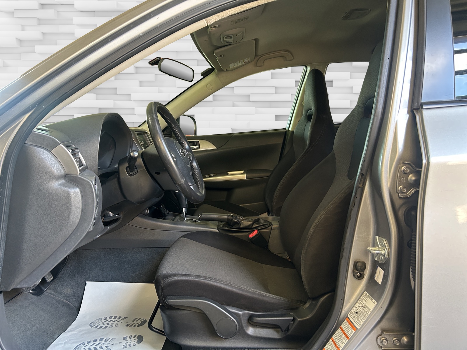 SUBARU Impreza 2.0R Comfort S Automatic-image-6