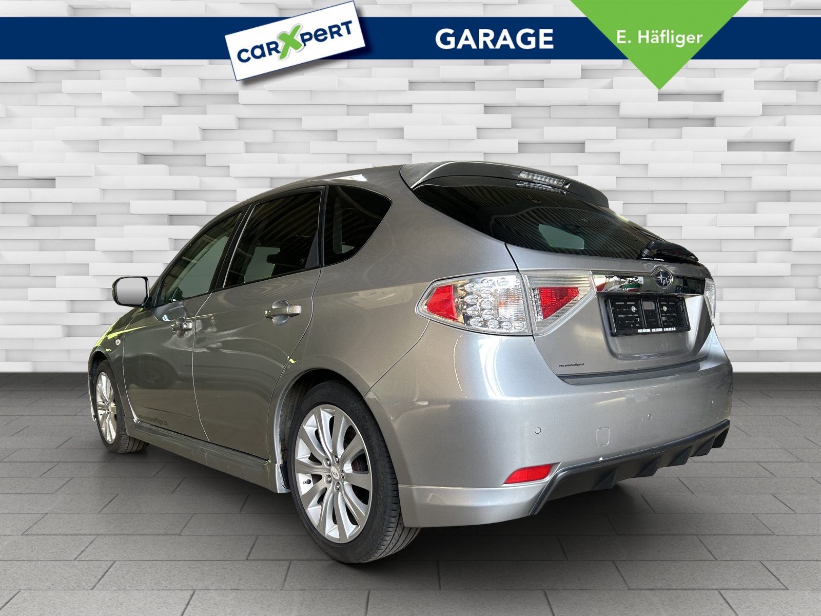 SUBARU Impreza 2.0R Comfort S Automatic-image-4