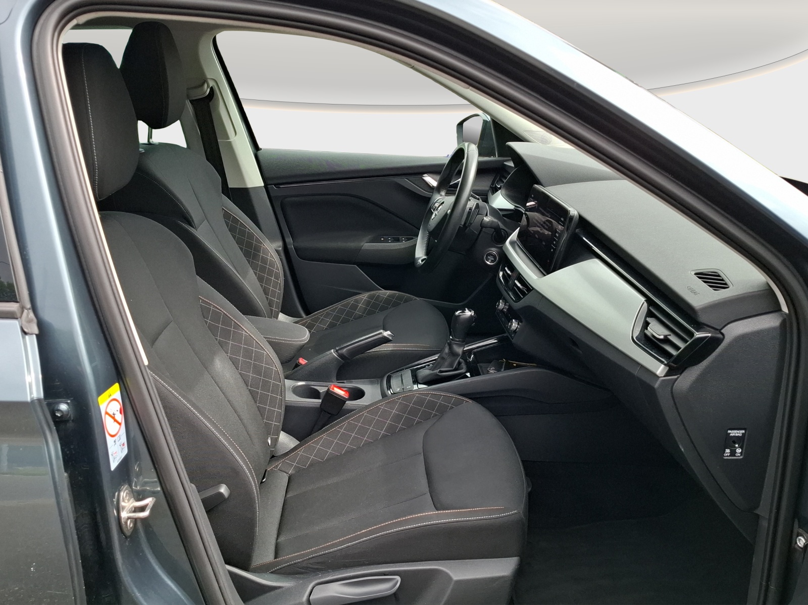 SKODA Kamiq 1.0 TSI Ambition DSG-image-9