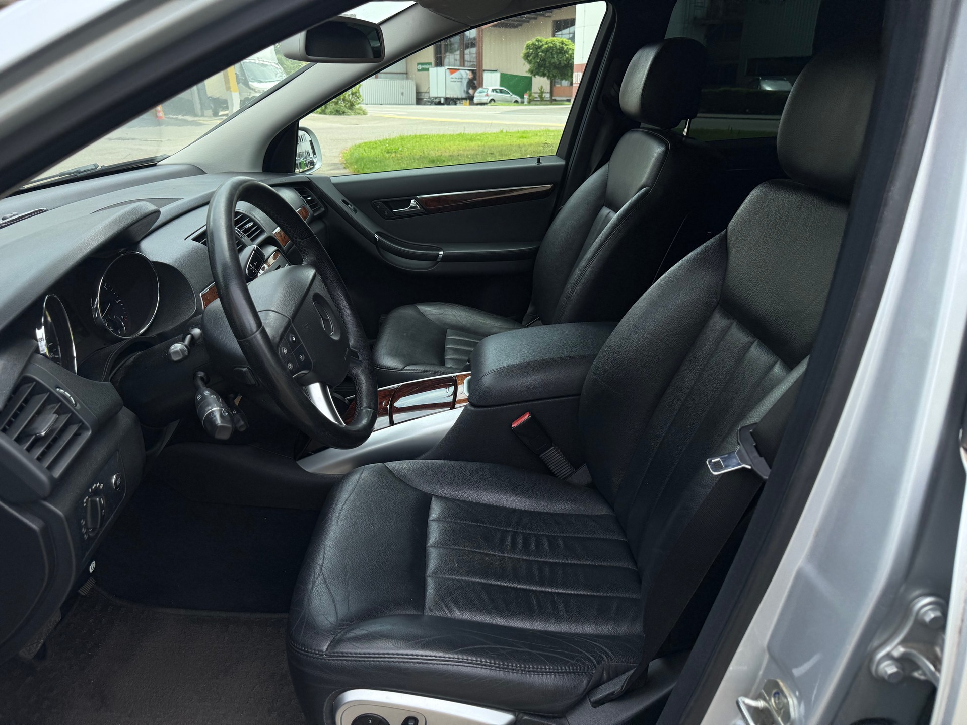 MERCEDES-BENZ R 350 L 4Matic 7G-Tronic-image-6