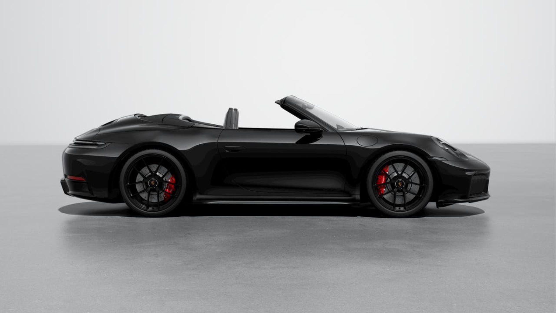 PORSCHE 911 Carrera 4 GTS Cabriolet-image-5