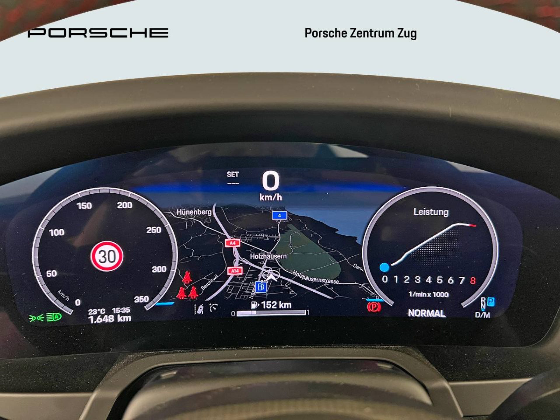 PORSCHE 911 Carrera 4 GTS Cabriolet-image-26